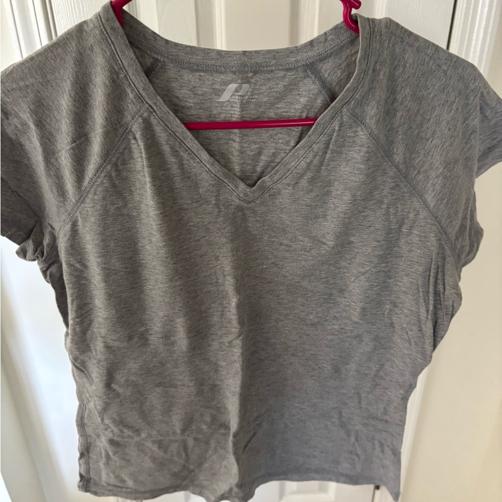 Prospirit Heather Gray V-Neck Tee
